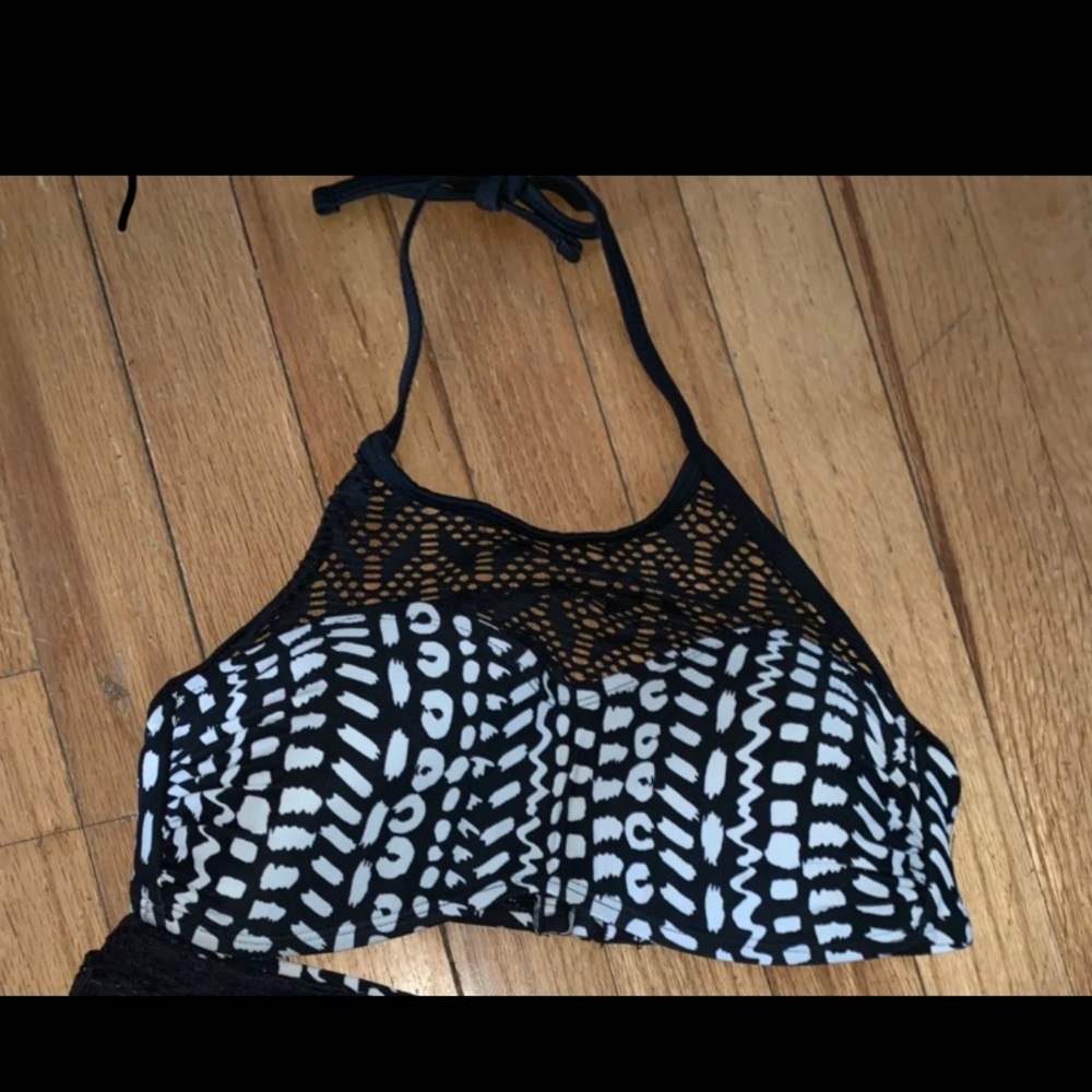 Xhilaration bikini top